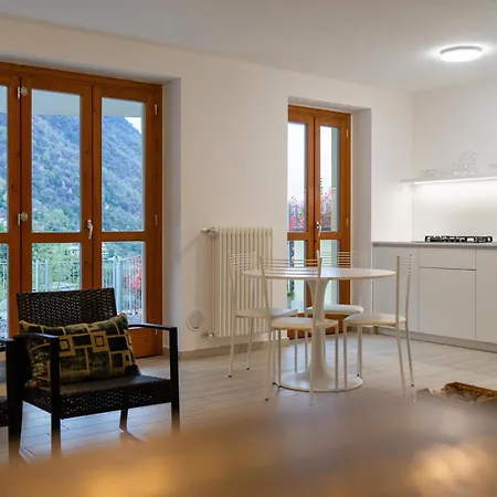 Ferienhaus Vista Dolce Isola _ Lakeview Pool, Terrace&garden *